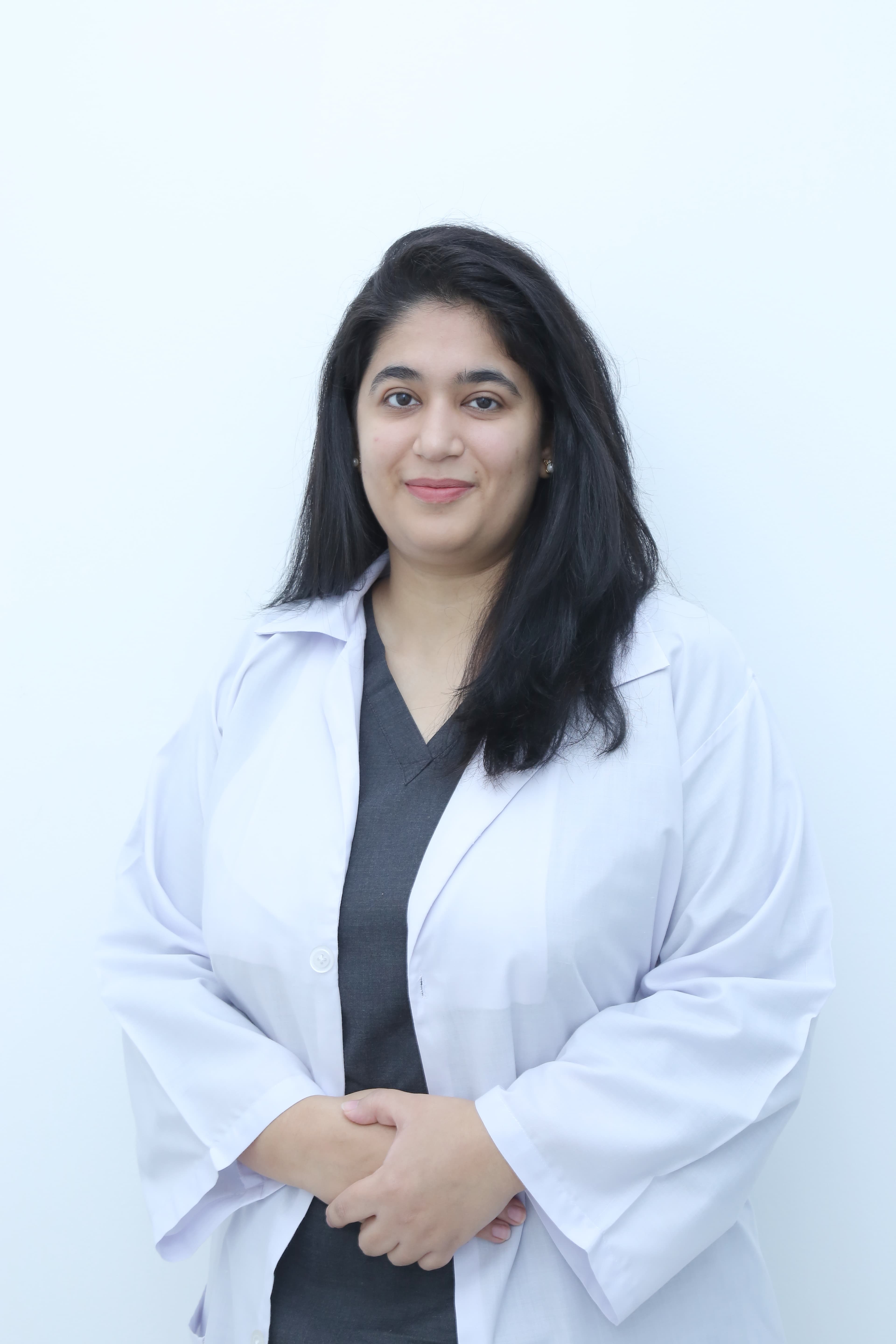 دكتور. ندى إقبال عوان
فحص الأسنان - Professional healthcare practitioner