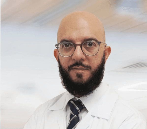 دكتور. سمير العوضي
استشارة - Professional healthcare practitioner