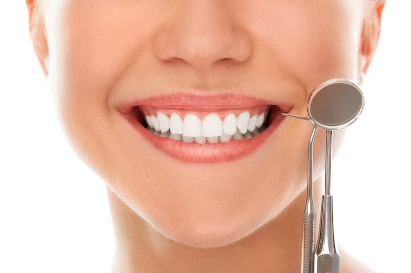 علاج قناة الجذر - Healthcare service image