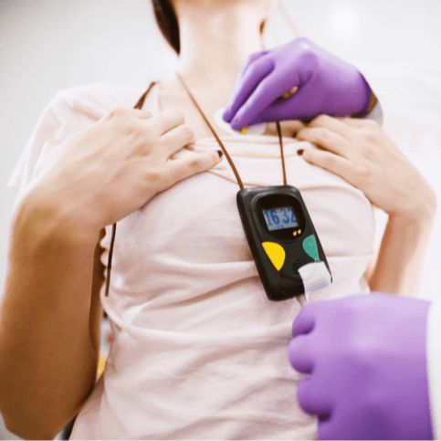 مراقبة هولتر لمدة 24 ساعة - Healthcare service image