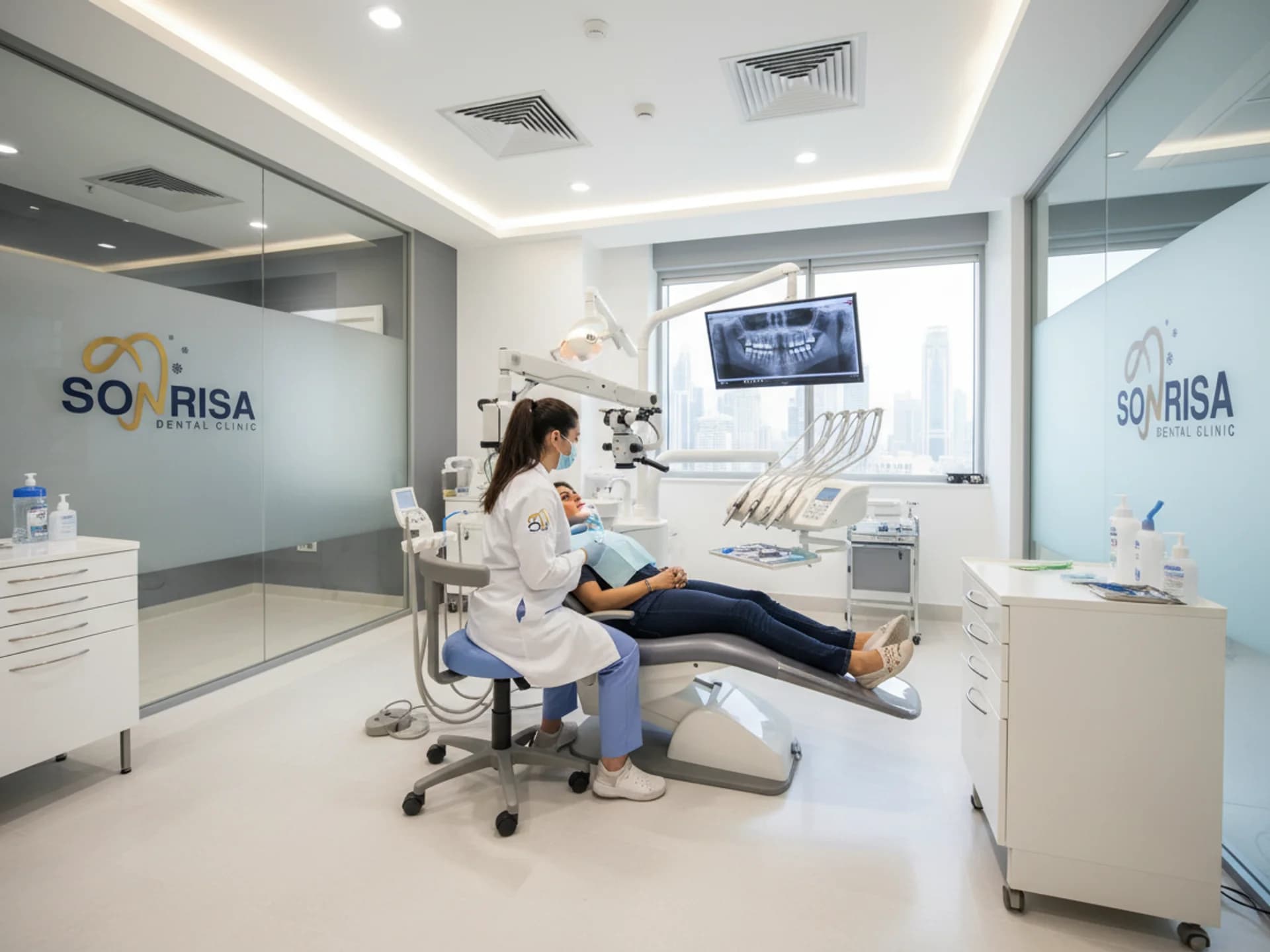  
علاج قناة الجذر [السعر الابتدائي] - Healthcare service image