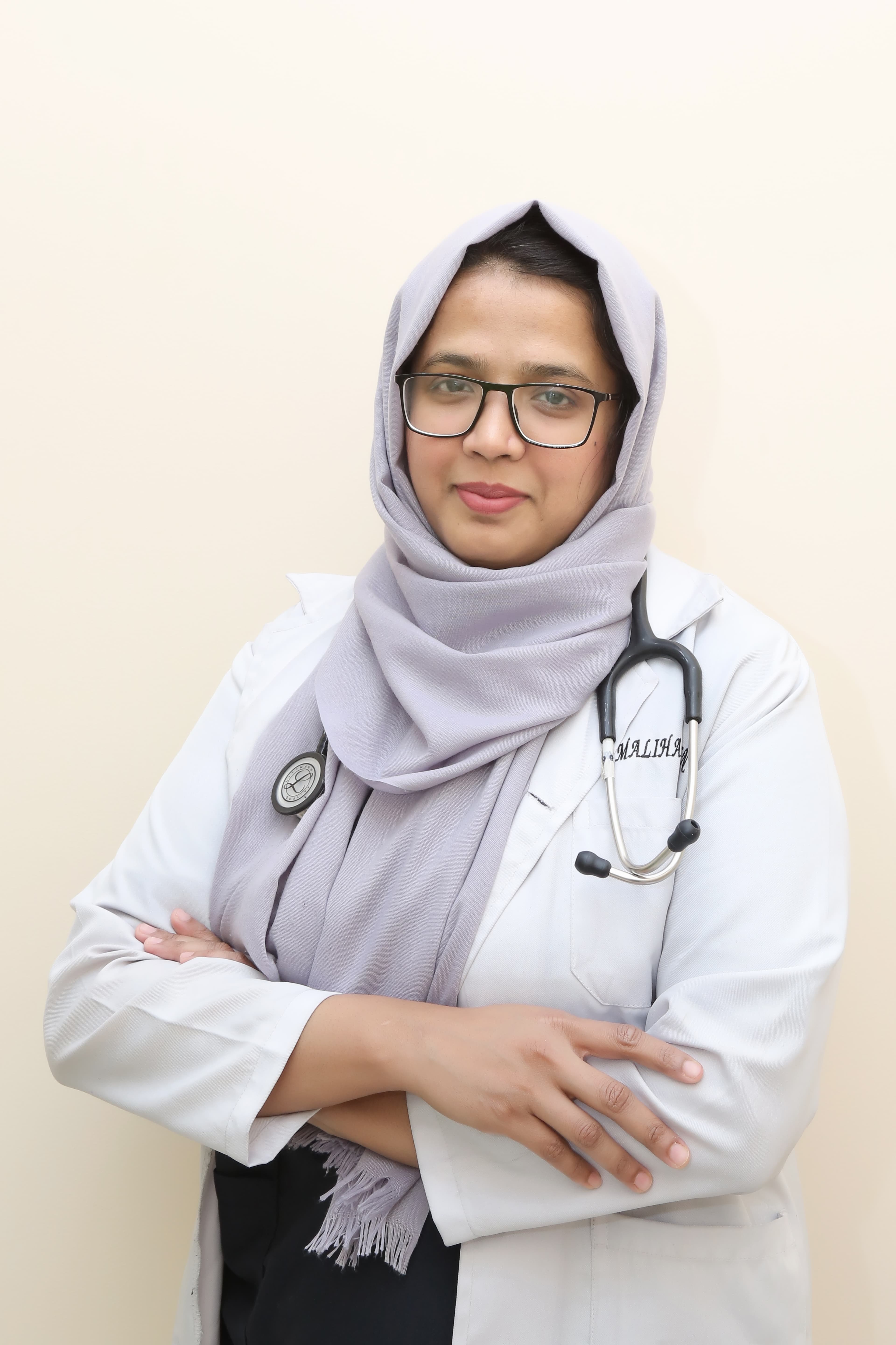 دكتور. مليحة أرفين
استشارة - Professional healthcare practitioner