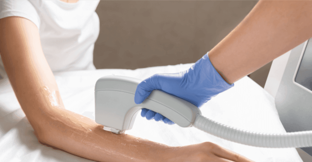  
إزالة الشعر بالليزر كانديلا - للنساء (أي جزء من الجسم) - Healthcare service image