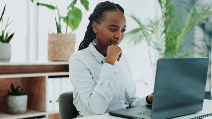  
فحص صحة المرأة السليمة - Healthcare service image