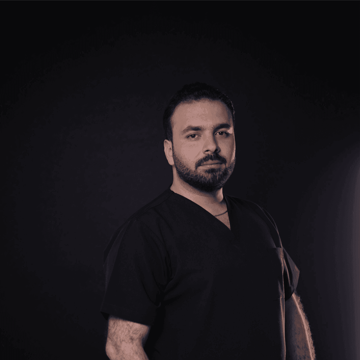 د. غيث الحموي
استشارة طبيب التجميل وحقن البلازما الغنية بالصفائح الدموية للوجه أو الشعر - Professional healthcare practitioner